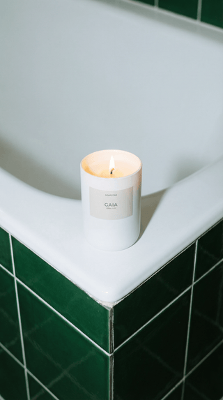 Natural Scented Candle Gaia - Herbal Oudh Patchouli Eucalyptus 275GR 